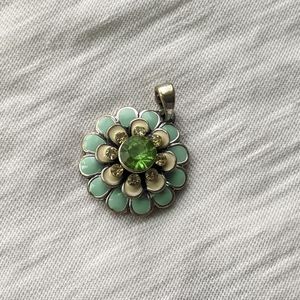 Star flower pendant